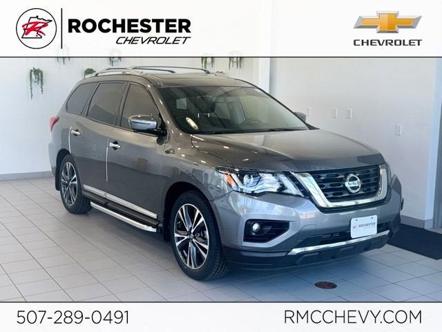 2019 Nissan Pathfinder Platinum 2WD's photo