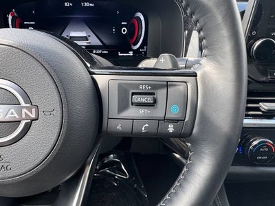 2025 Nissan Pathfinder Platinum 4WD