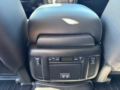 2017 Nissan Armada Platinum