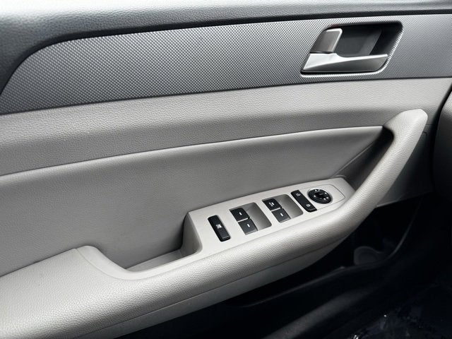 2019 Hyundai Sonata Hybrid SE