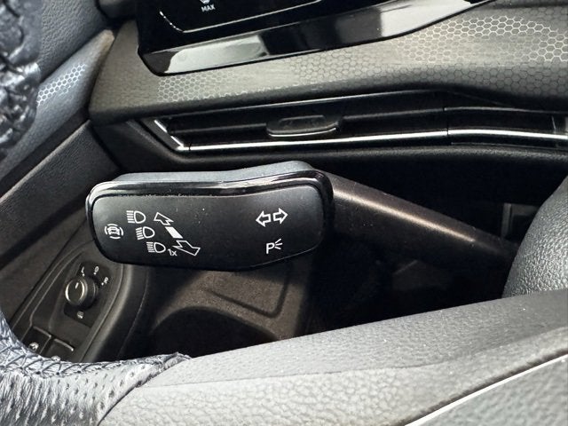 2022 Volkswagen Golf GTI S