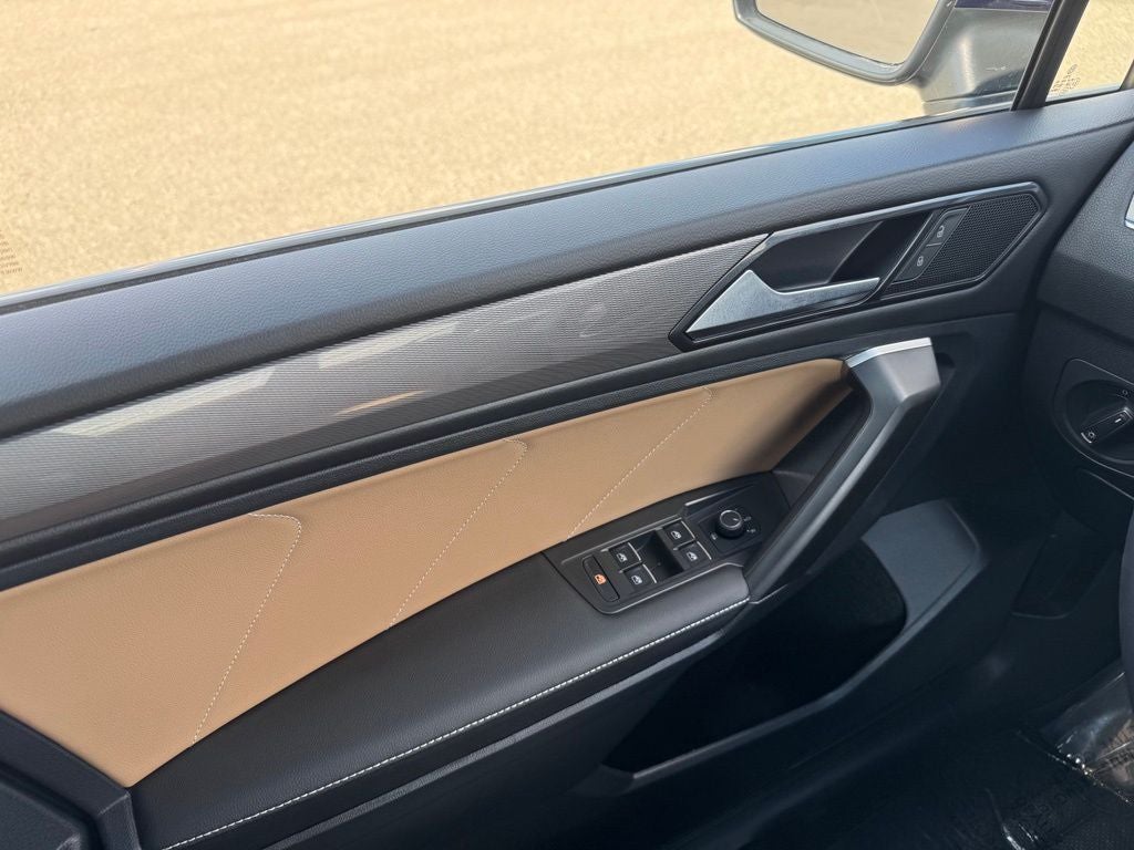 2022 Volkswagen Tiguan 2.0T SE FWD