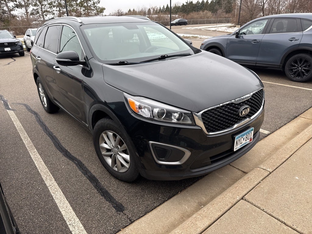 Used 2016 Kia Sorento LX with VIN 5XYPGDA56GG151750 for sale in Rochester, Minnesota
