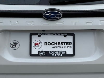 2025 Subaru Forester Base