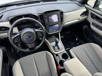 2025 Subaru Forester Base