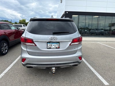 2018 Hyundai Santa Fe SE