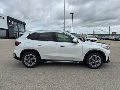 2025 BMW X1 xDrive28i w/ Panoramic Moonroof