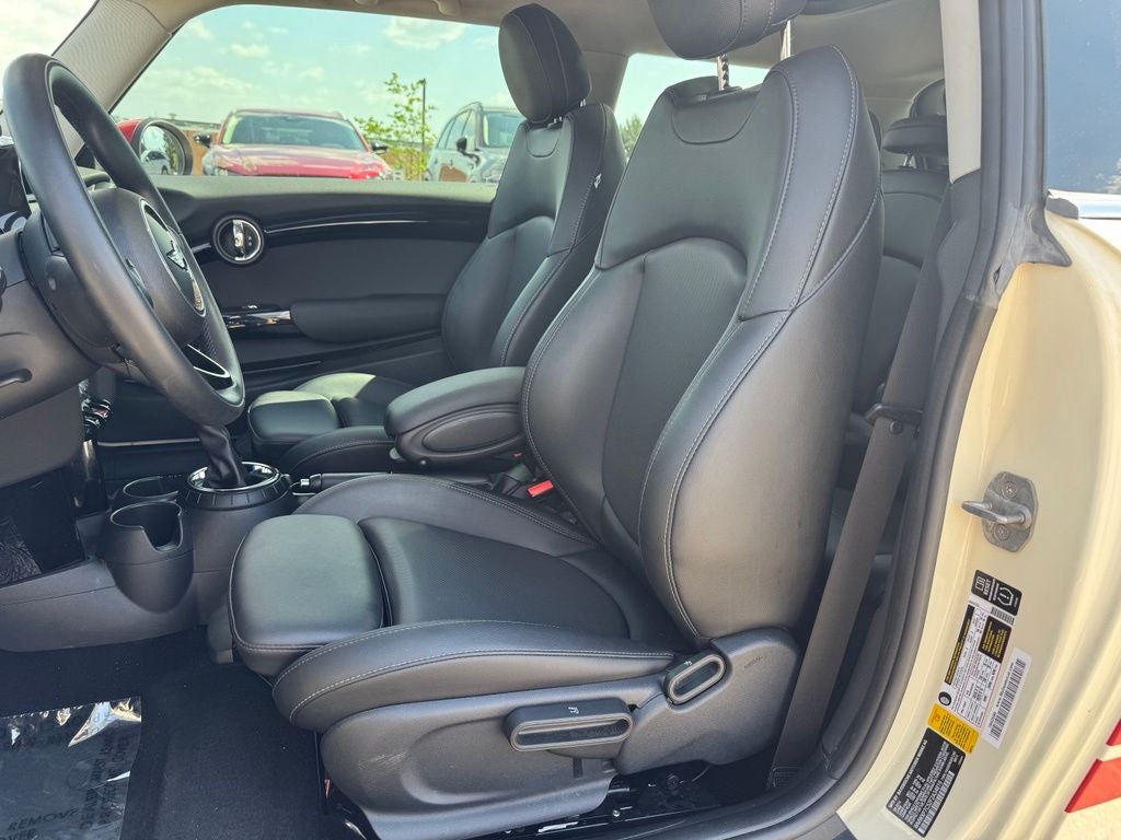 2015 MINI Cooper S Base