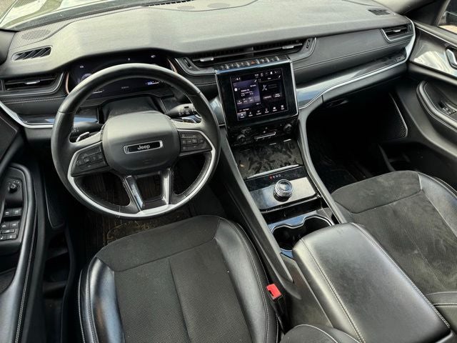 2022 Jeep Grand Cherokee L Altitude 4WD
