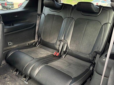 2022 Jeep Grand Cherokee L Altitude 4WD