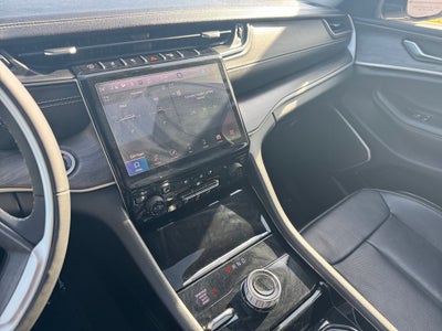 2023 Jeep Grand Cherokee L Limited 4WD