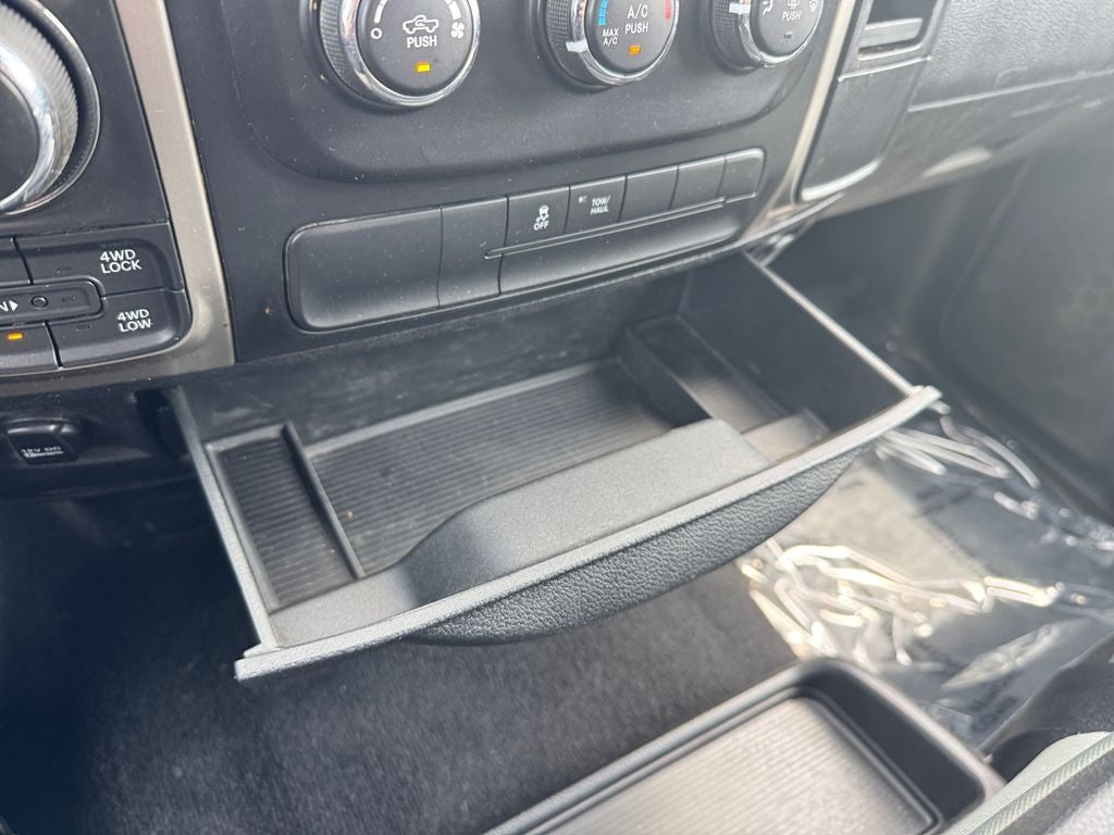 2018 RAM 1500 SLT 4WD