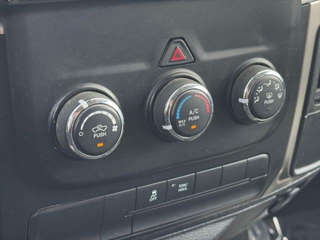 2018 RAM 1500 SLT 4WD