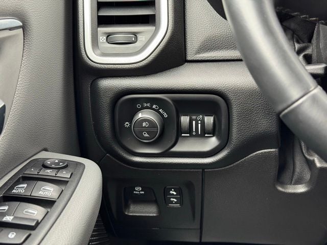 2019 RAM 1500 Big Horn/Lone Star 4WD