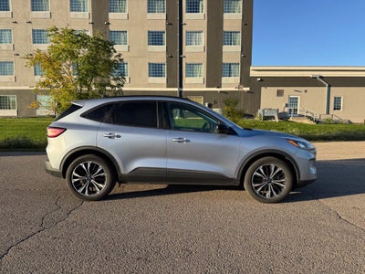 2022 Ford Escape SE Hybrid AWD