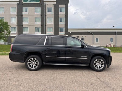 2018 GMC Yukon XL Denali 4WD