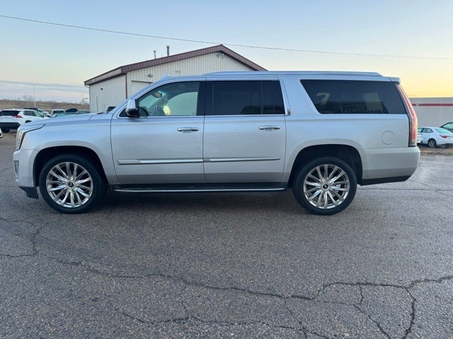 2016 Cadillac Escalade ESV Luxury 4WD