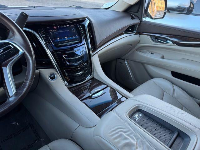 2016 Cadillac Escalade ESV Luxury 4WD