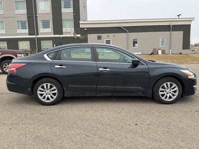 2015 Nissan Altima 2.5 S FWD