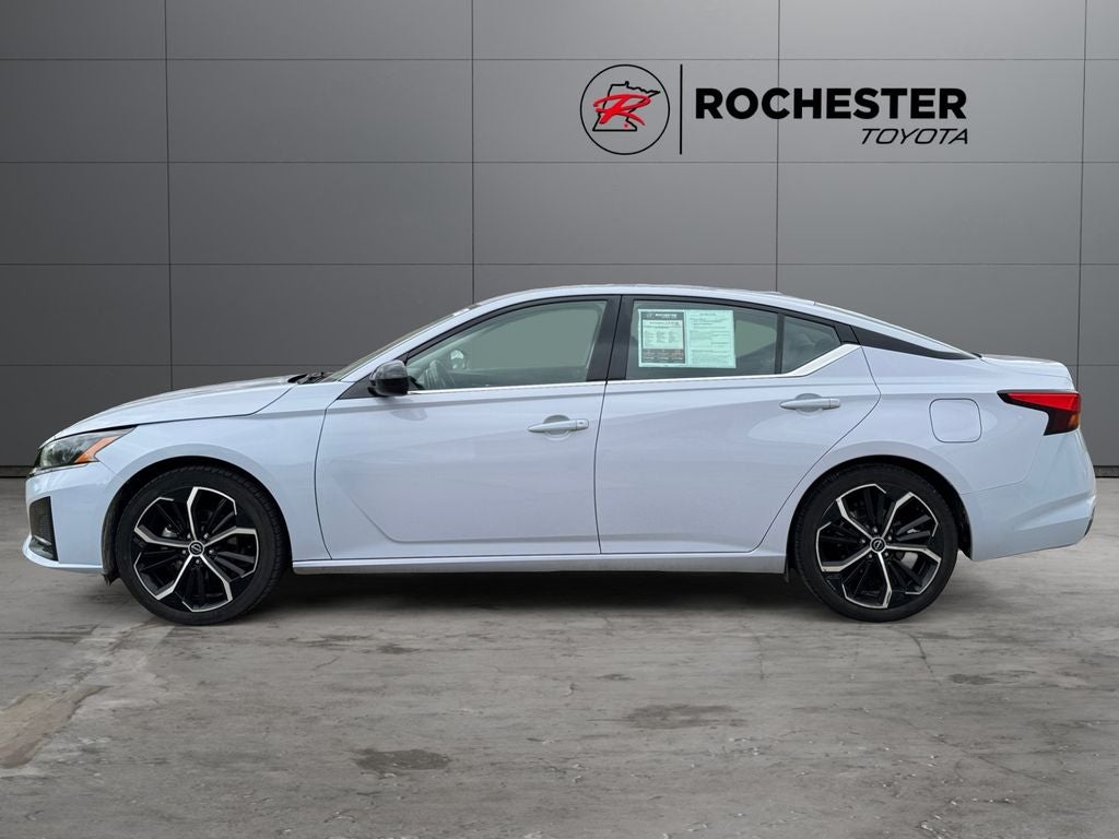 2024 Nissan Altima 2.5 SR FWD