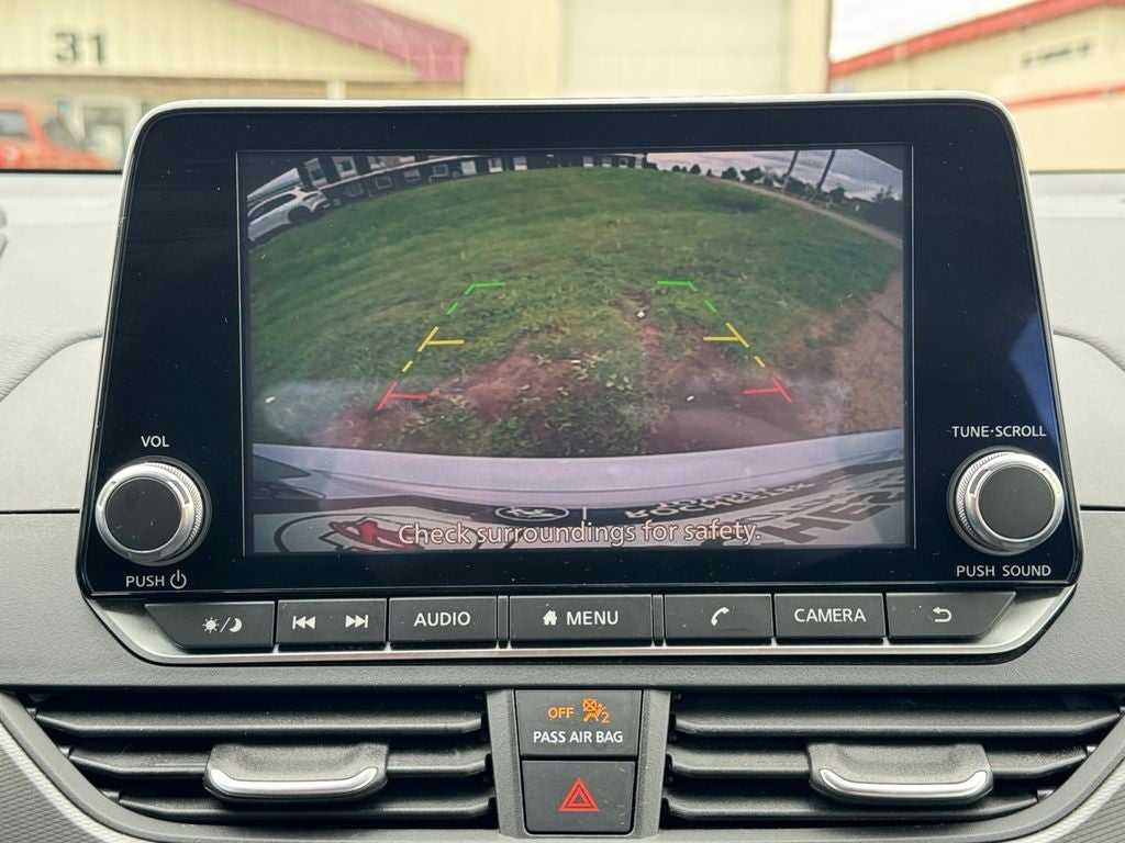 2024 Nissan Altima 2.5 SR FWD