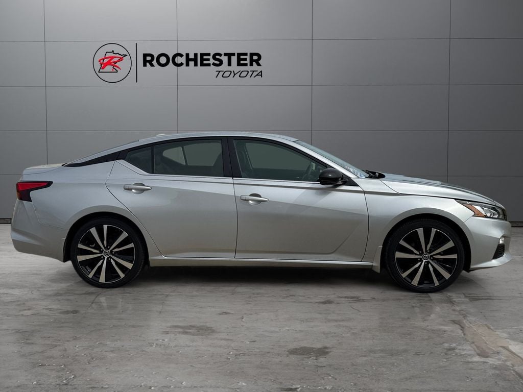 2021 Nissan Altima 2.5 SR FWD