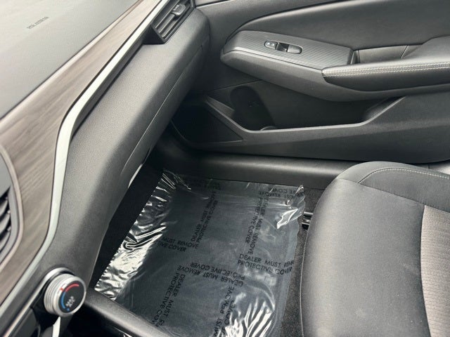 2024 Nissan Altima 2.5 SV FWD