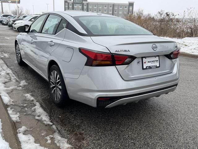 2024 Nissan Altima 2.5 SV FWD