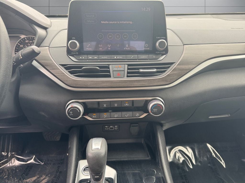 2024 Nissan Altima 2.5 SV FWD