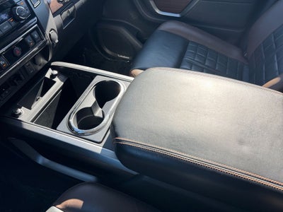 2016 Nissan Titan XD Platinum Reserve 4WD