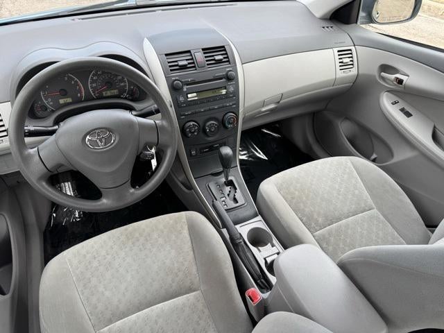2009 Toyota Corolla LE FWD