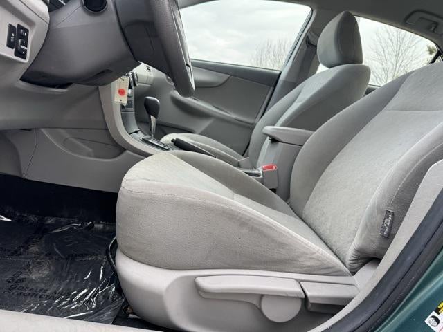 2009 Toyota Corolla LE FWD