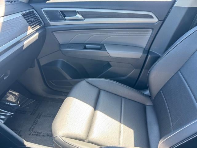 2023 Volkswagen Atlas 3.6L V6 SE w/Technology AWD