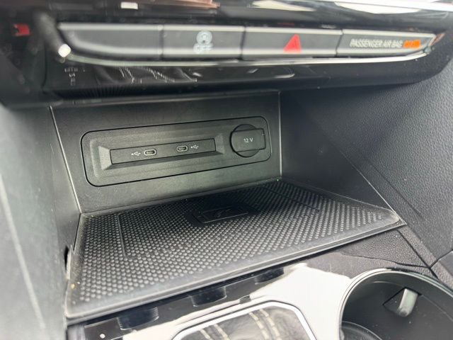 2022 Volkswagen Atlas Cross Sport 2.0T SEL R-Line AWD