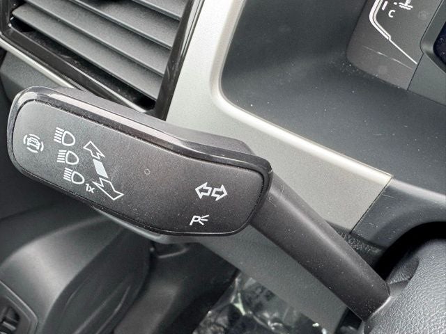 2022 Volkswagen Atlas Cross Sport 2.0T SEL R-Line AWD