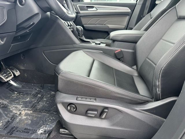 2022 Volkswagen Atlas Cross Sport 2.0T SEL R-Line AWD