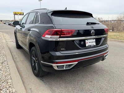 2022 Volkswagen Atlas Cross Sport 2.0T SEL R-Line AWD