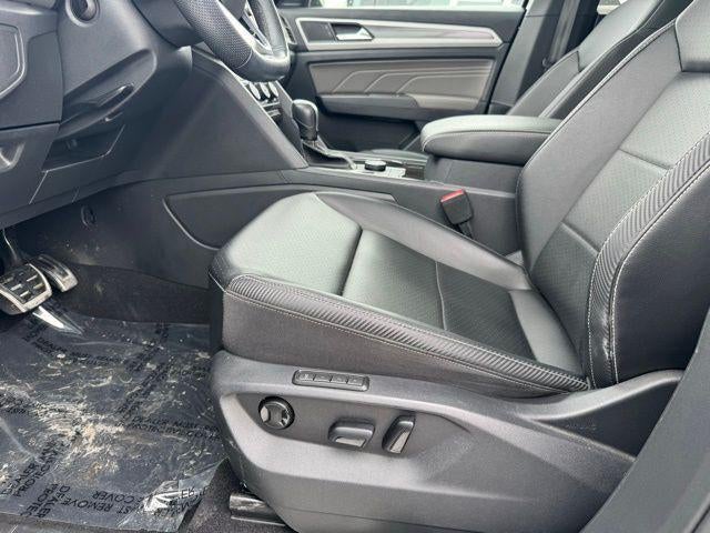 2022 Volkswagen Atlas Cross Sport 2.0T SEL R-Line AWD