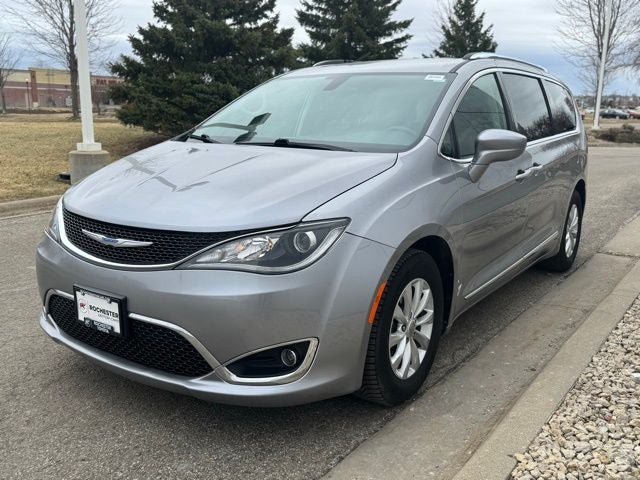 2018 Chrysler Pacifica Touring L FWD