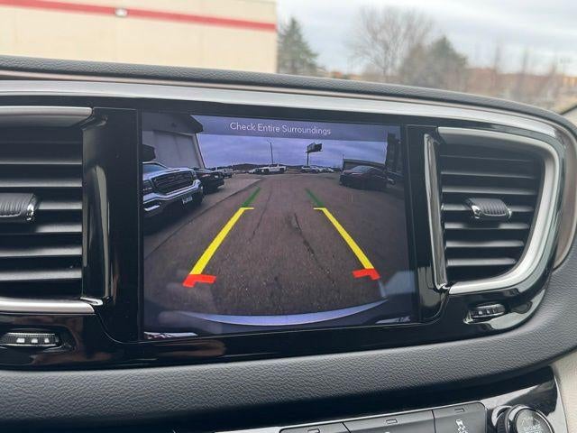 2018 Chrysler Pacifica Touring L FWD