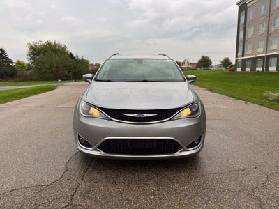 2019 Chrysler Pacifica Touring L FWD