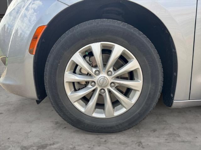 2019 Chrysler Pacifica Touring L FWD