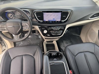2024 Chrysler Pacifica Touring L FWD