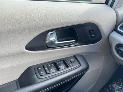 2024 Chrysler Pacifica Touring L FWD