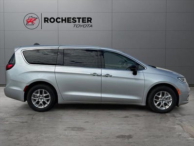 2024 Chrysler Pacifica Touring L FWD