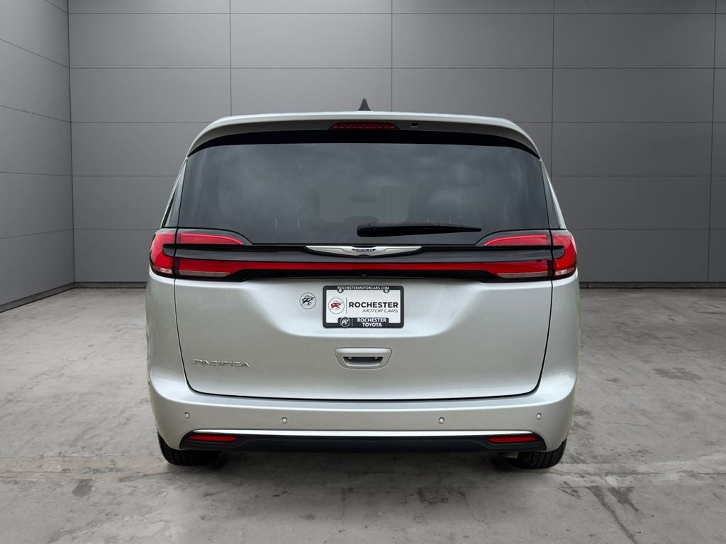 2024 Chrysler Pacifica Touring L FWD