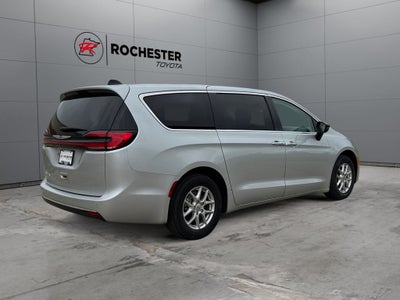 2024 Chrysler Pacifica Touring L FWD