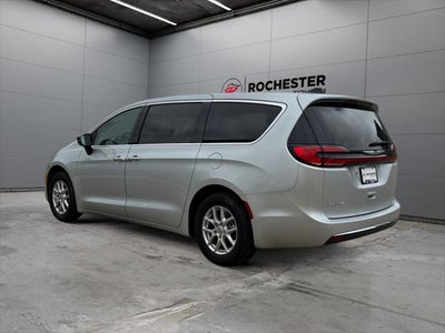 2024 Chrysler Pacifica Touring L FWD