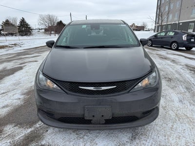 2023 Chrysler Voyager LX FWD