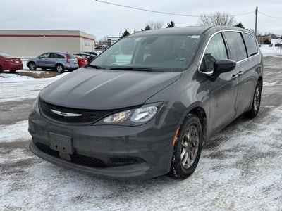 2023 Chrysler Voyager LX FWD